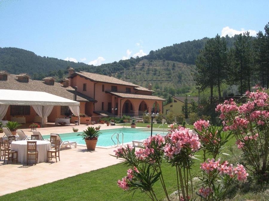 Hotel La Fattoria San Giovanni Di Baiano Экстерьер фото